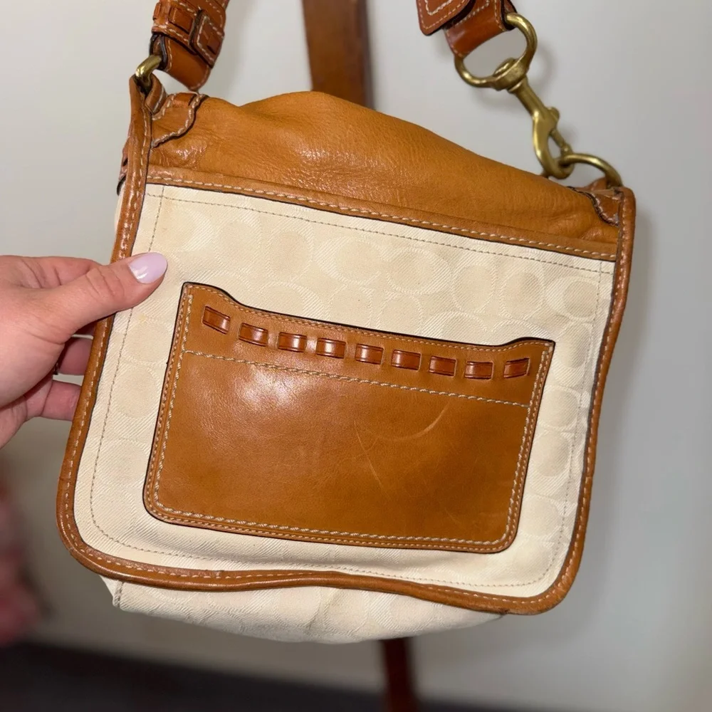 Coach Vintage Bleecker Signature Jacquard Flap Bag - Picture 4 of 9